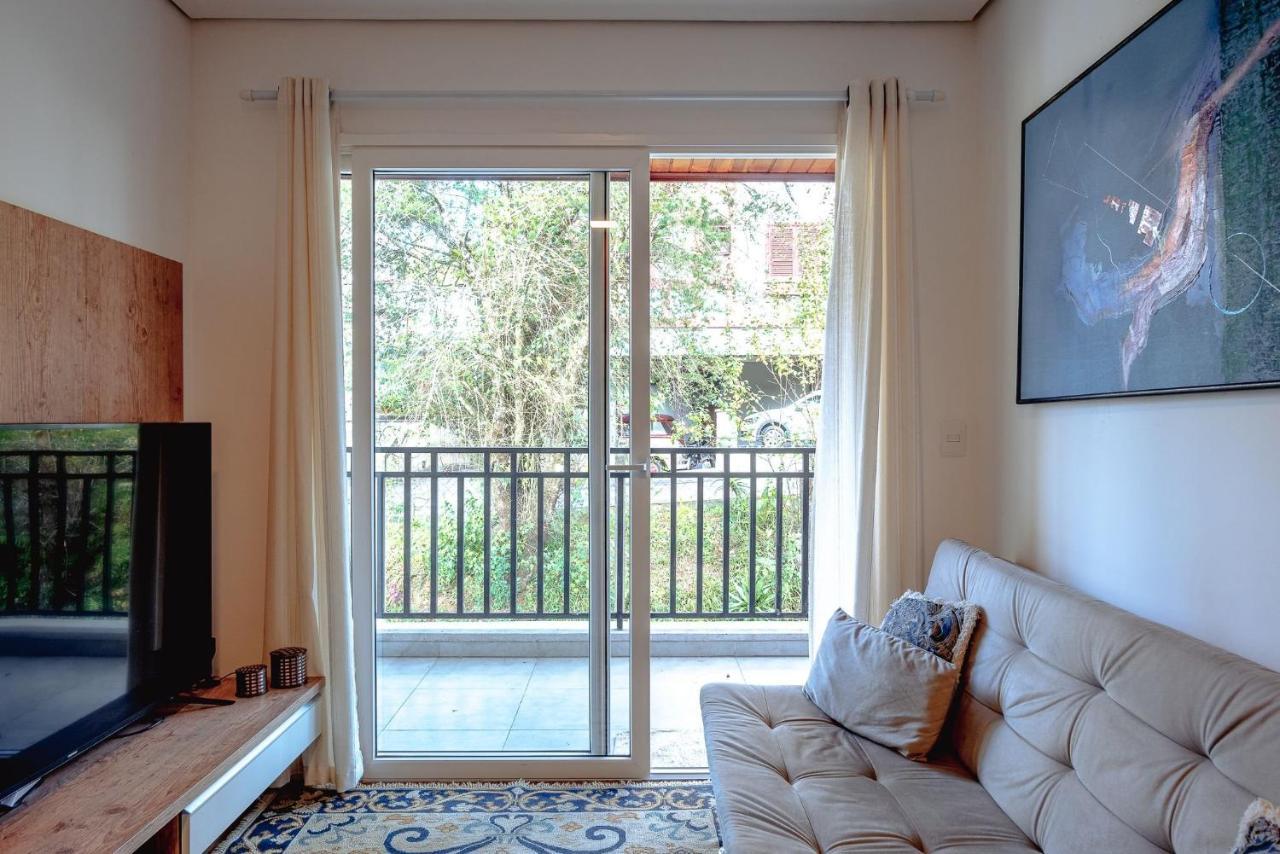 Apartamento Flat Novo, Aconchegante E No Coracao Do Capivari / Internet + Aquecedores